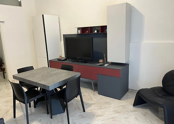 Casa Scaloria- Manfredi Homes & *